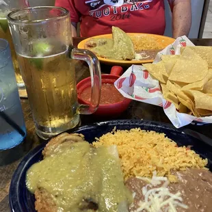 a plate of mexican food