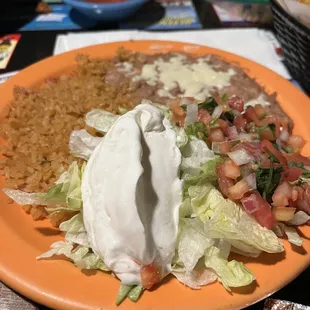 a plate of mexican food