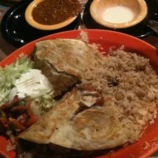 Quesadilla texanas and tomatillo sauce!!