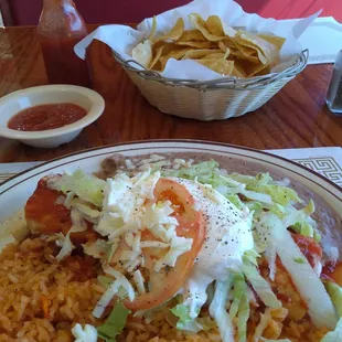 Los Mariachis Chicken Burrito