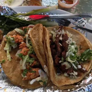 Street tacos (chicken and steak) with homemade soft shells - also deeeelicious!