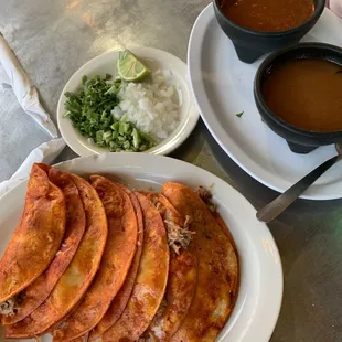 Quesa birria tacos