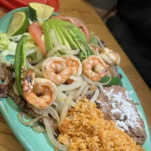 Camaron &amp; Steak Plate