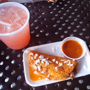 Guava drink &amp; Taco