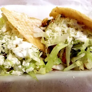 Gorditas con carne picadillo de res - ground beef.