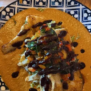 Pescado en Mole Habanero