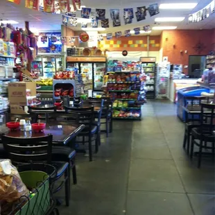 I love place and food.