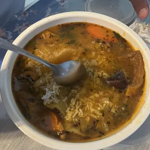 Sopa de mondogo // Mondogo soup  With white rice &amp; tortillas + lemons