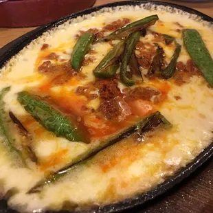 Quesu fundido w jalapeno &amp; chorizo