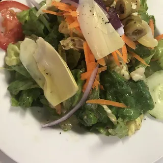 Los Olivos Salad
