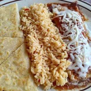 Lunch special with quesadilla and burrito. Not alot of flavor. Would have benefited from some quac or sour cream (which was extra)