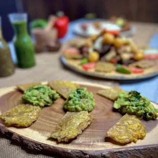 Guacamole con tostones
