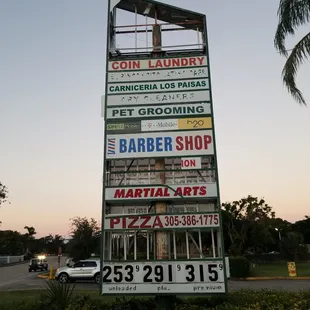 Street signage off SW 142nd avenue, presumably post Irma