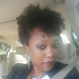 Dwanika W.