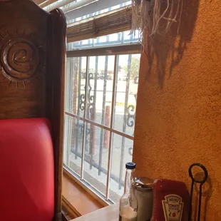 Table View to Rosedale.