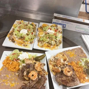 Mar y tierra  and nachos grandes