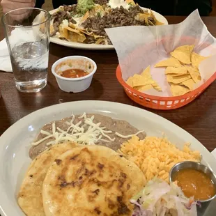 Pupusas Asada Nachos