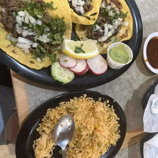 Asada Taco with side of rice