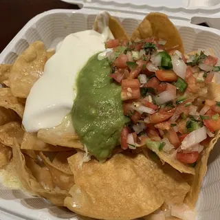Regular Nachos