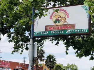 Super Mercado Y Carniceria Mi Tierra