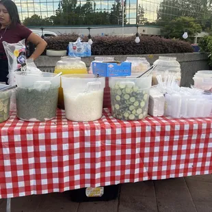 Horchata, Auga Frescas de Piña y Fresa.