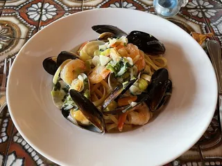 Still Life Cafe