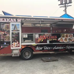 a mexican food truck
