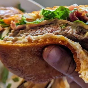 Pookies Burger - MIGHTY tasty!