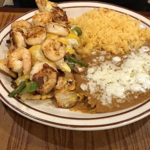 Pollo Ranchero Dinner with added shrimp &amp; green peppers