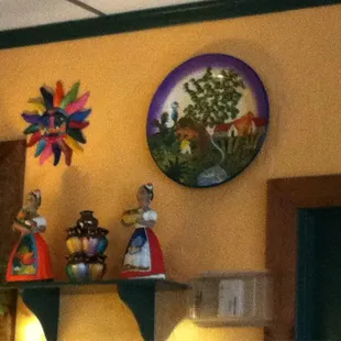 ramen and noodles, interior