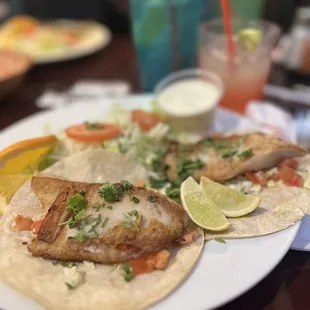 Grilled fish tacos (2) with fresh salad