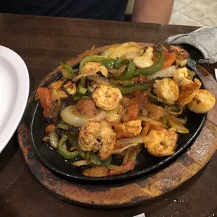 Seafood fajitas
