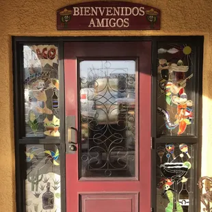 ramen and noodles, outside