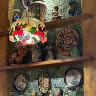 Beautiful hand crafted pottery and amazing art throughout.