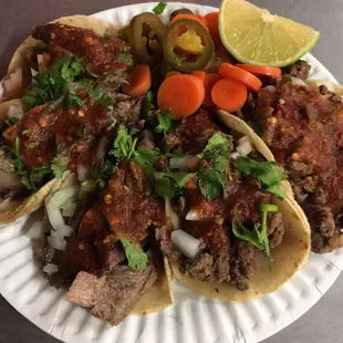 Hands down best taco spot in Long Beach. Get the lengua tacos and asada also.