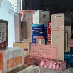 A few options of makeup.