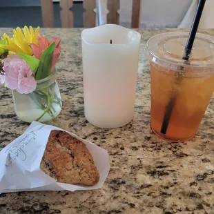Bluecorn pinion scone &amp; iced black tea