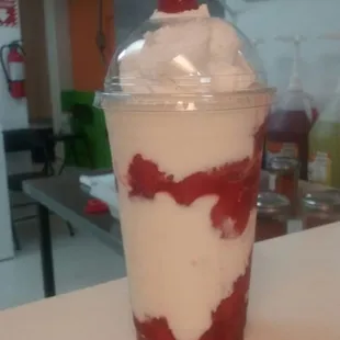 Strawberry with cream