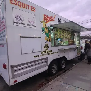 Taco and elote truck
