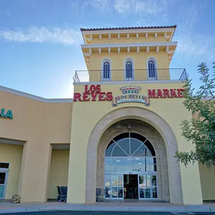 Los Reyes Market opened its doors December 5, 2019