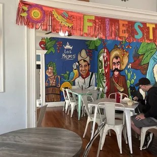 Dining room.