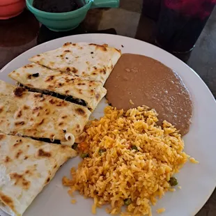 Quesadillas Lunch steak  Beans Rice