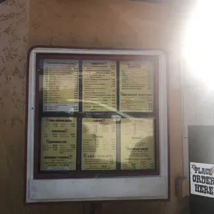 Can't believe i had to fight for sour cream lol! The morning old lady was so rude! My burrito was dry and she didn't believe me!