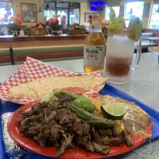 Carne asada , quesadilla y una michelada Grande!!!