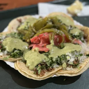 asada tacos with fixings