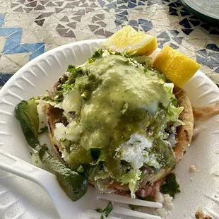 Sope de carne asada