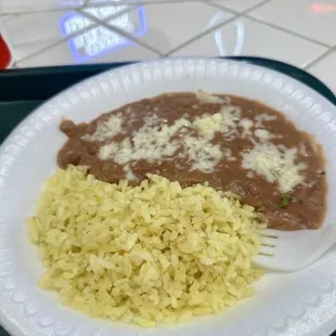 This photo is from a review by a different customer than me. Why doesn't my plate look like this as it should?