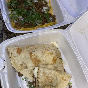 6 tacos de bistec y una quesadilla de bistec. so good. $15