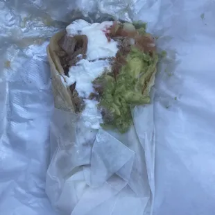 Carnitas taco con todo (with everything)