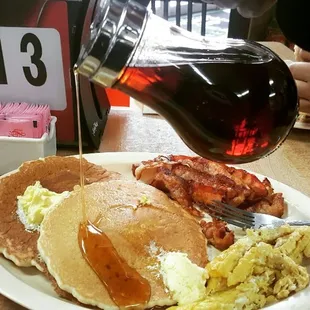 Breakfast is the most important meal of the day.